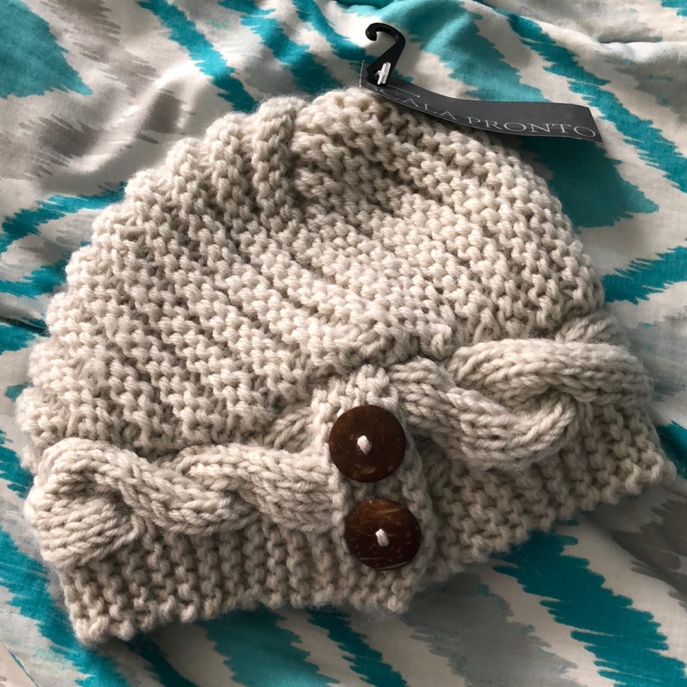 cable knit hat